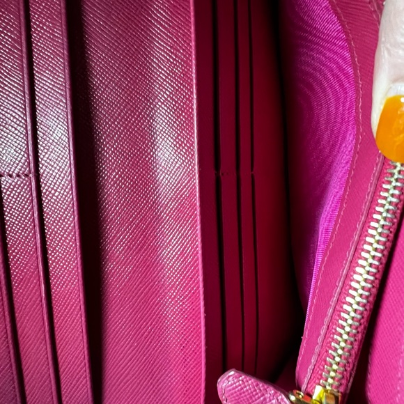 Prada Saffiano Leather Bow Wallet Pink - Picture 5 of 16